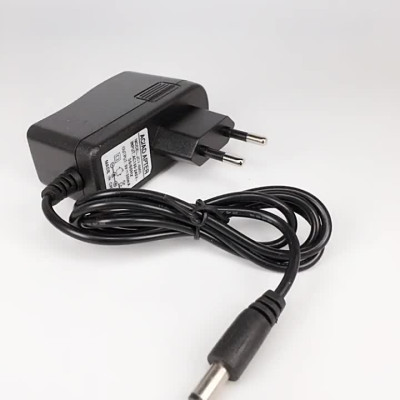 charger 12v 2AM charger 12v 2AM