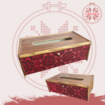 علبة محارم تطريز يدوي احمر واسود